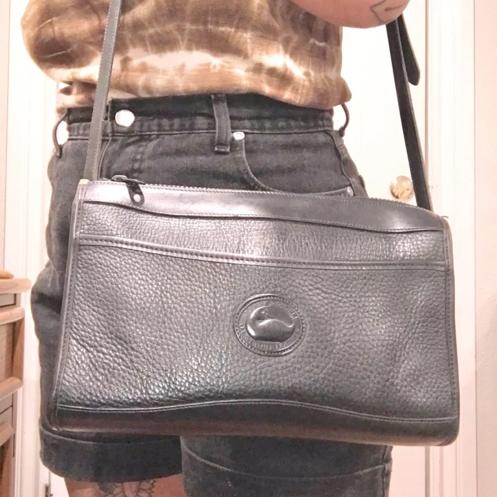 Vintage Dooney and Bourke Bag - Picture 5 of 14